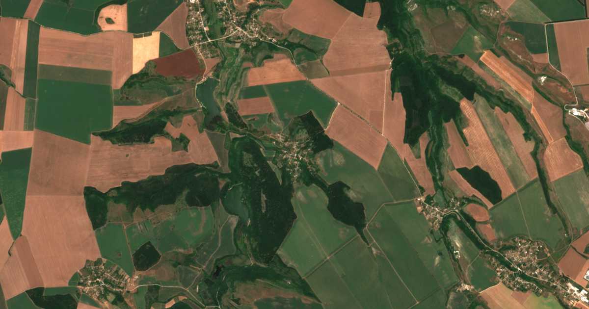 Satelitska karta: Radevo