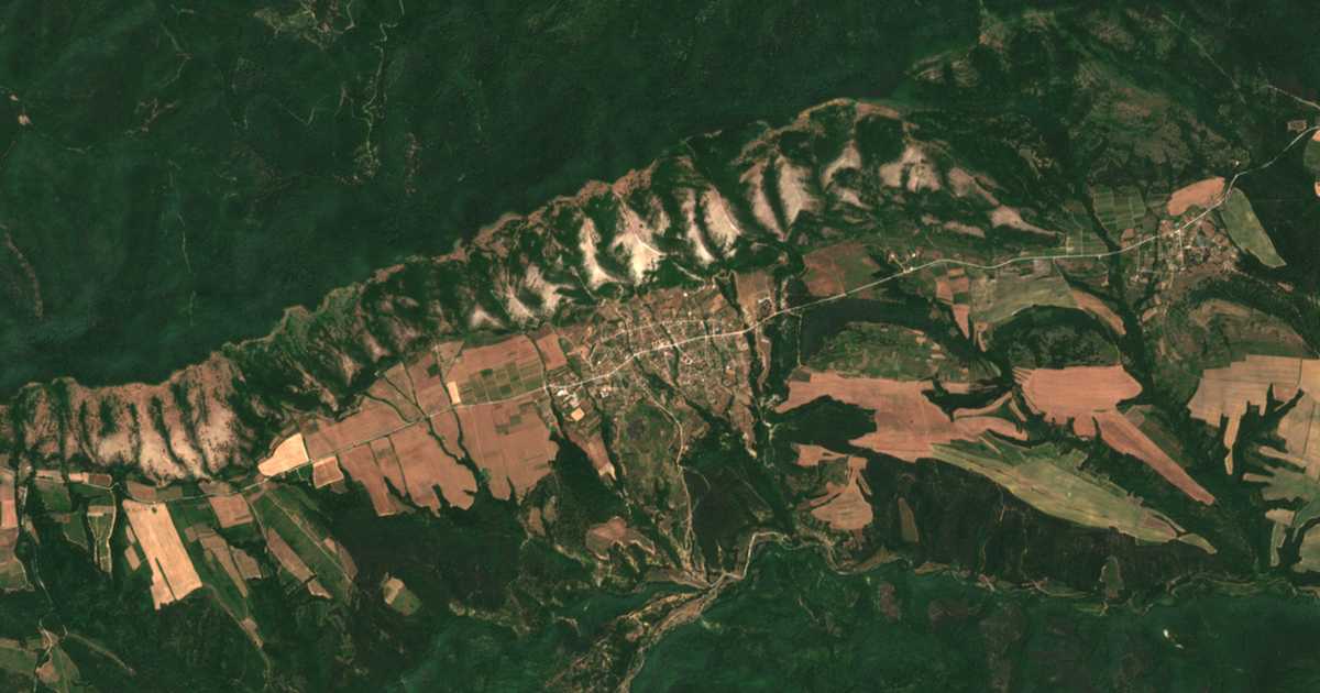 Satelitska karta: Golica