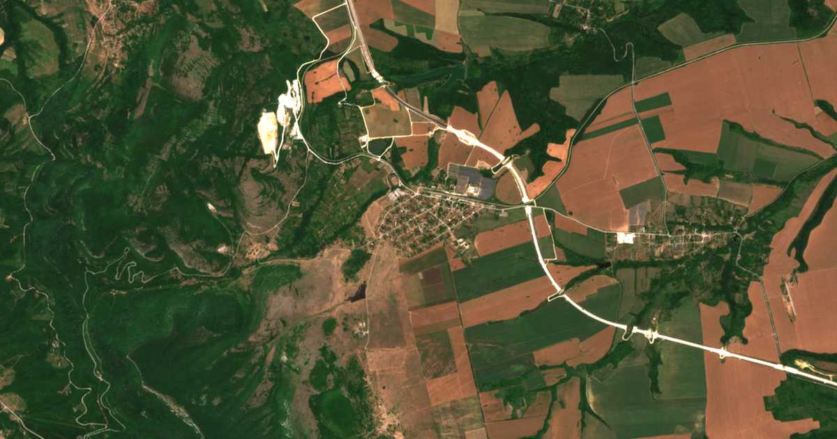 Satelitska karta: Orešec
