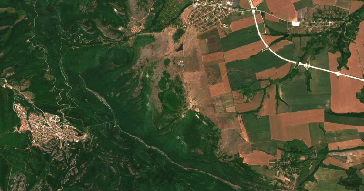 Satelitska karta: Orešec