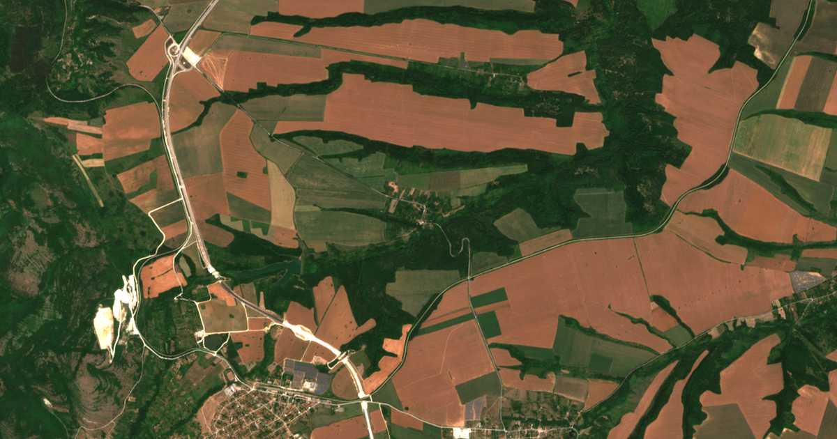 Satelitska karta: Skomlja