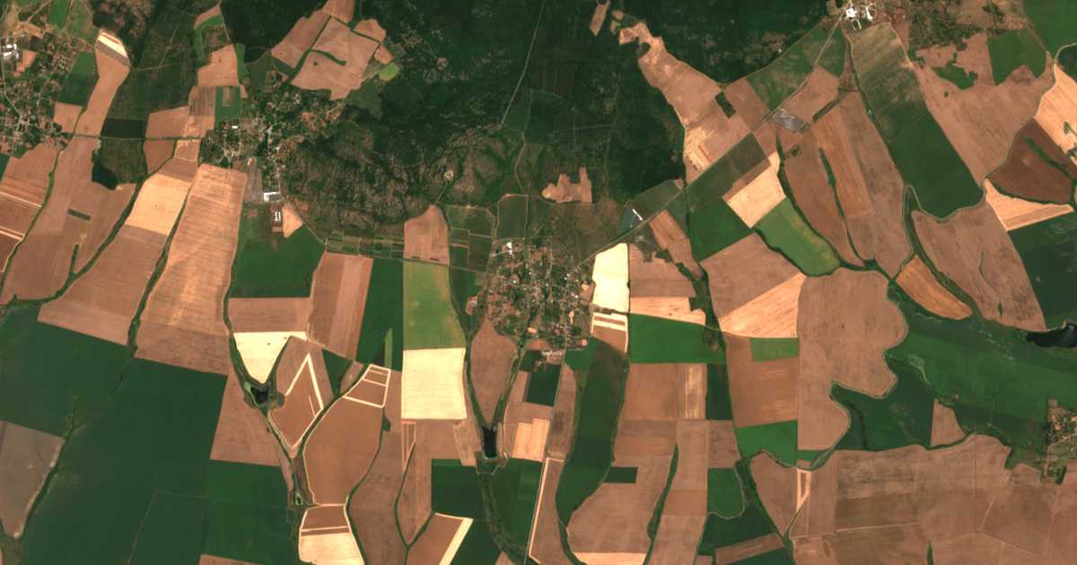 Satelitska karta: Meden Kladenec