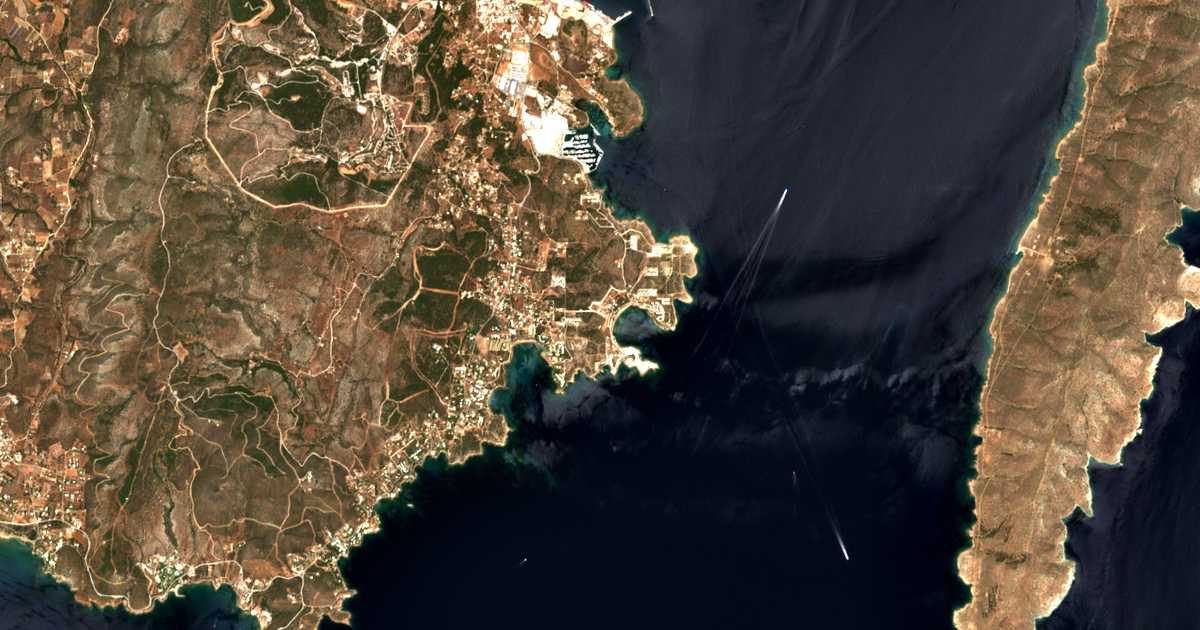 Satelitska karta: Káto Poseidonía