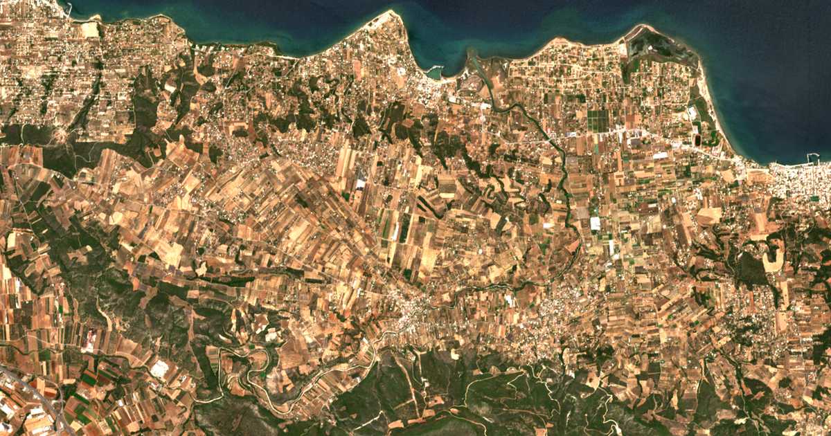 Satelitska karta: Ágios Athanásios