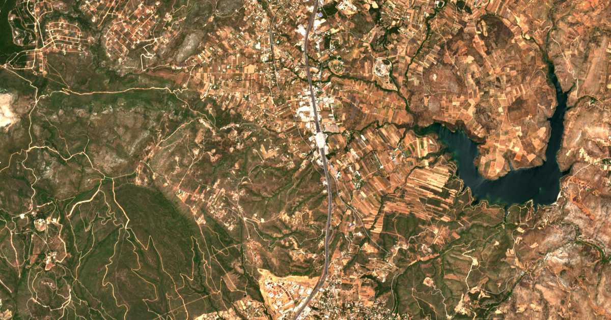 Satelitska karta: Kosmothéa