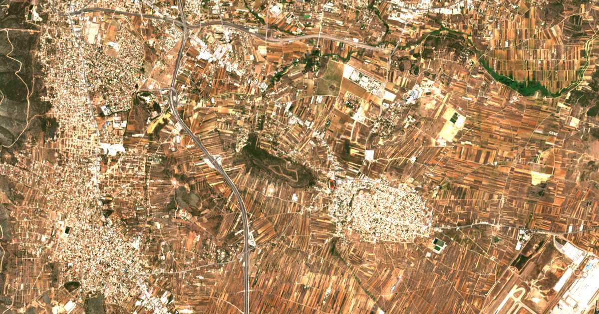 Satelitska karta: Ágios Nikólaos Boúra