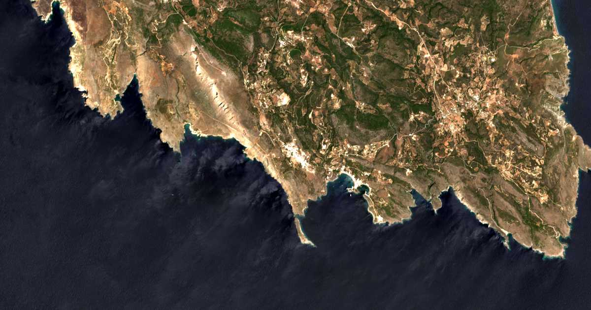 Satelitska karta: Kýthira