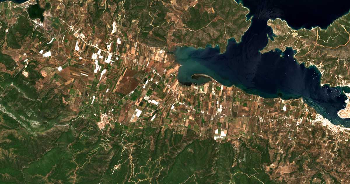 Satelitska karta: Ágios Geórgios