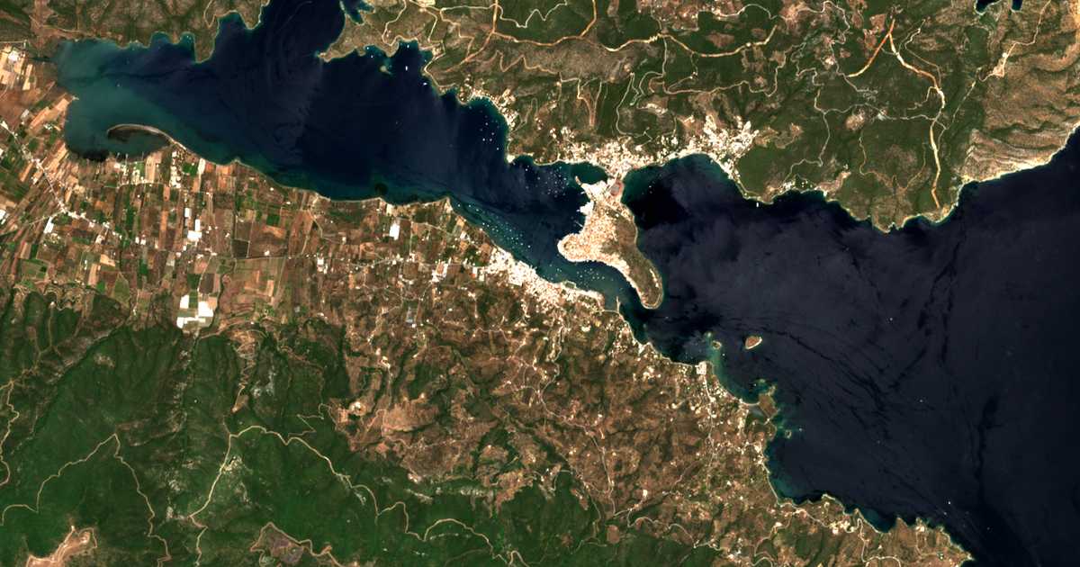 Satelitska karta: Galatás