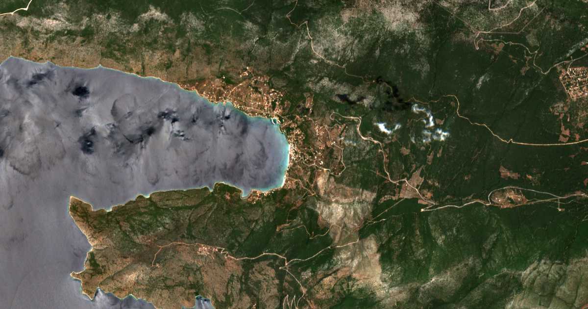 Satelitska karta: Aigósthena
