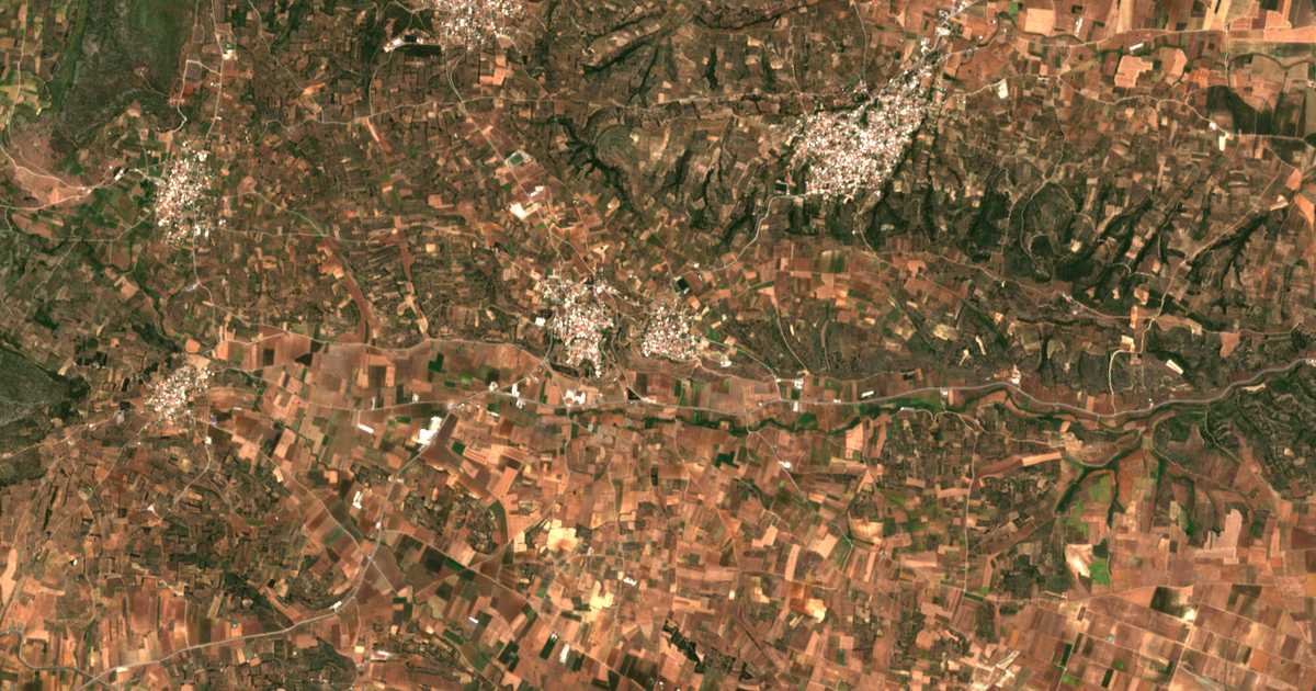 Satelitska karta: Leontárion
