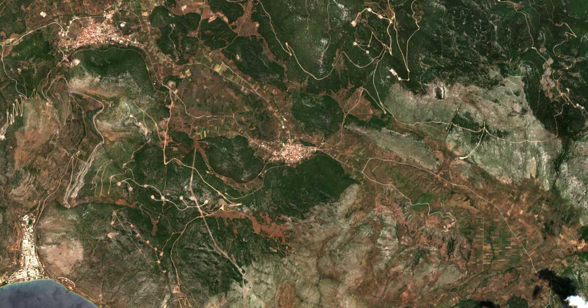 Satelitska karta: Steírion