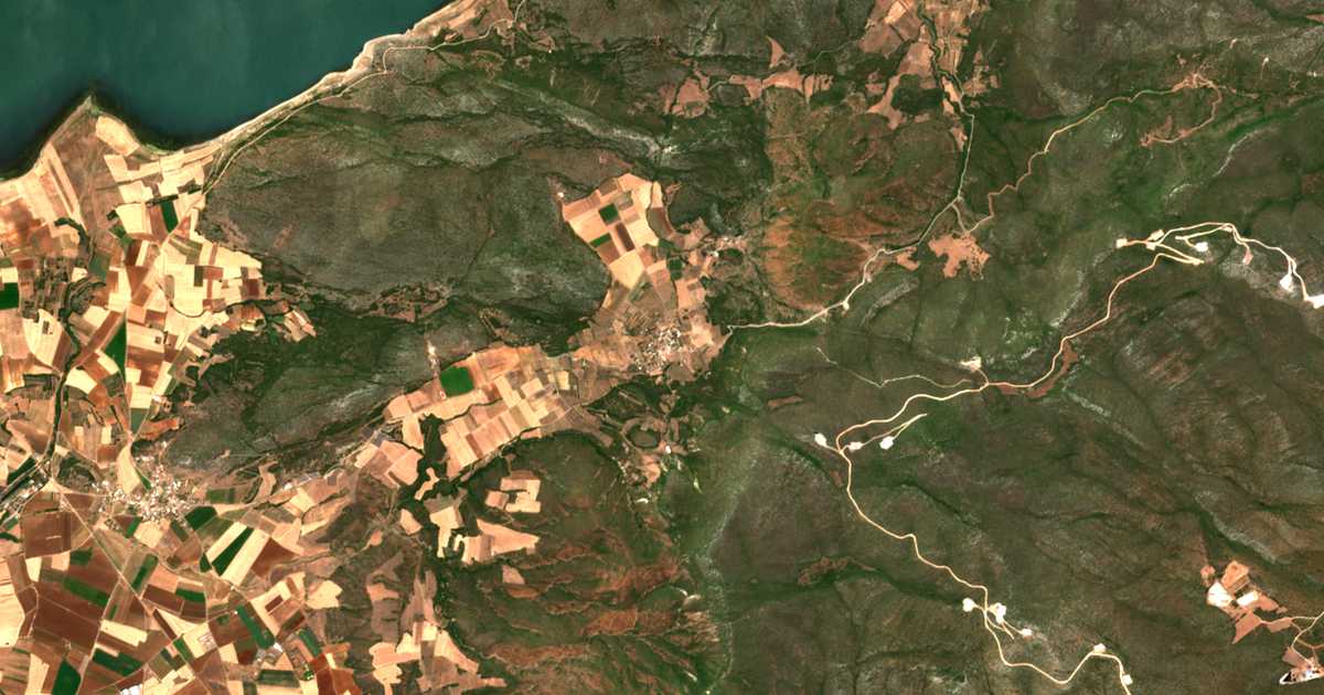 Satelitska karta: Platanákia