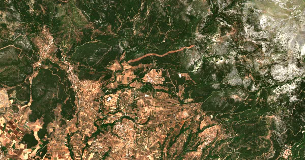 Satelitska karta: Ágios Athanásios