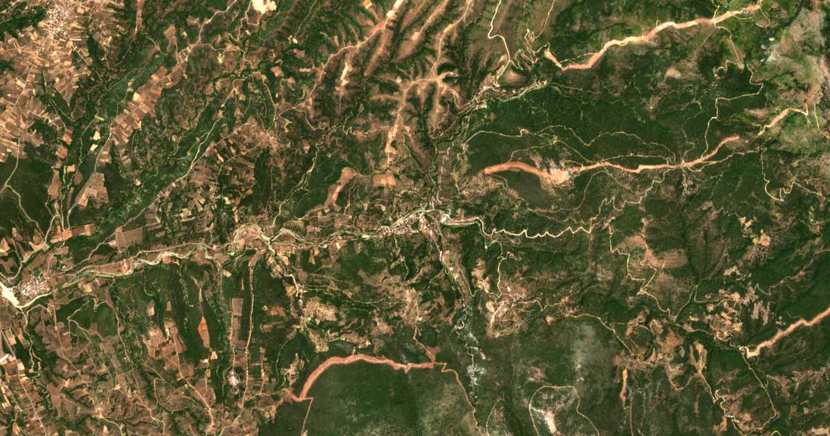 Satelitska karta: Místros