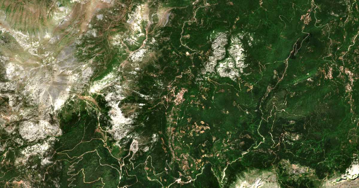 Satelitska karta: Strópones