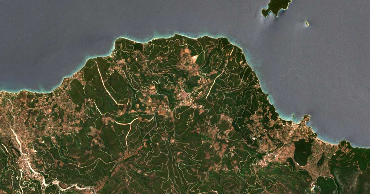 Satelitska karta: Agriovótanon
