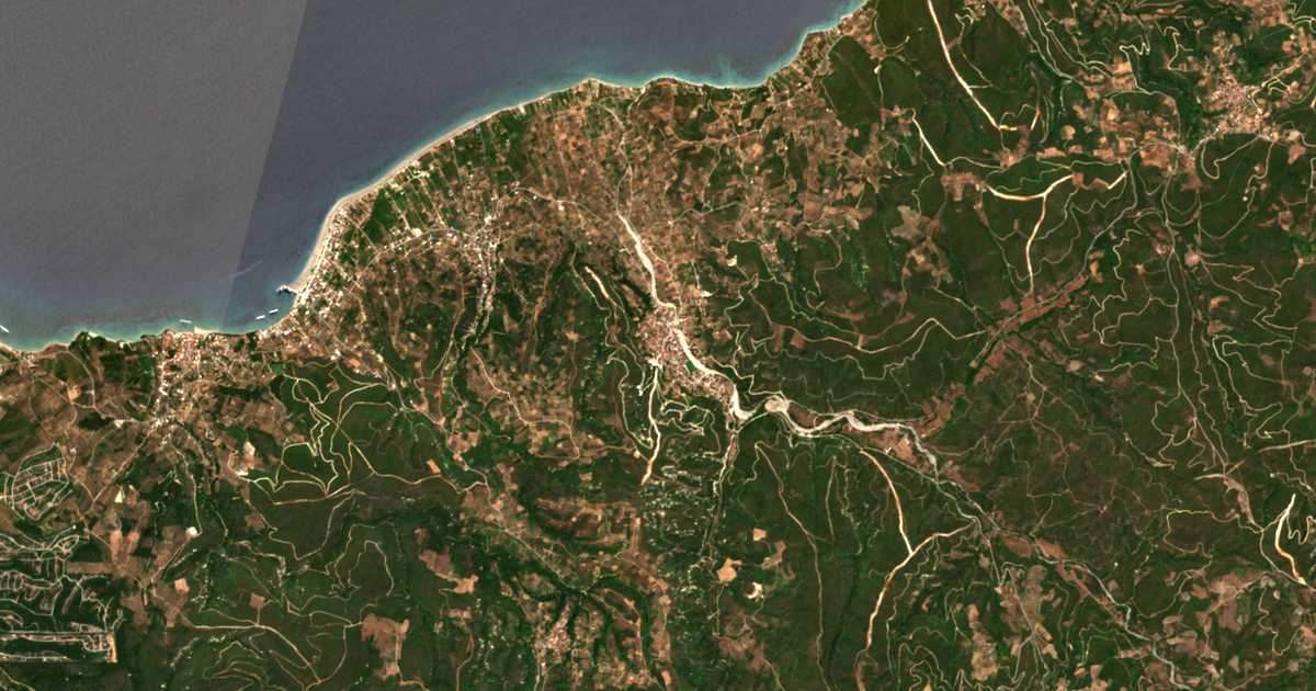Satelitska karta: Goúvai