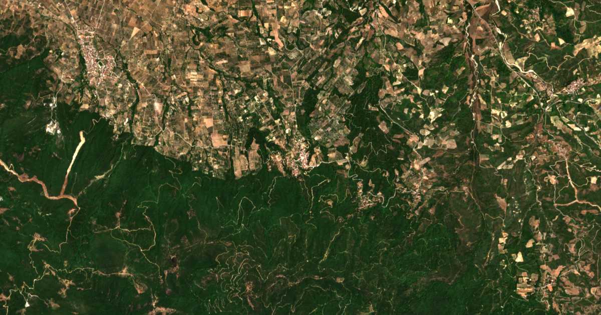 Satelitska karta: Kastaniótissa