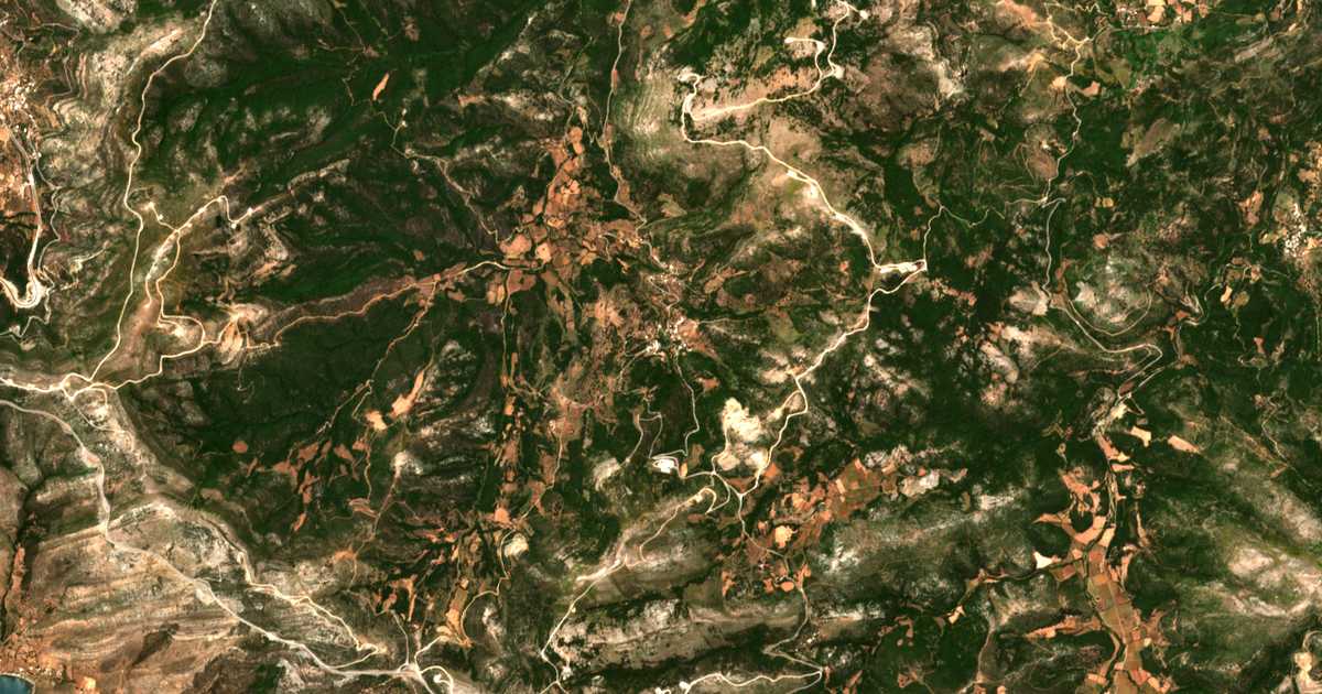 Satelitska karta: Stouppaíoi
