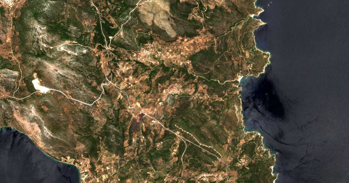 Satelitska karta: Tsakaíoi