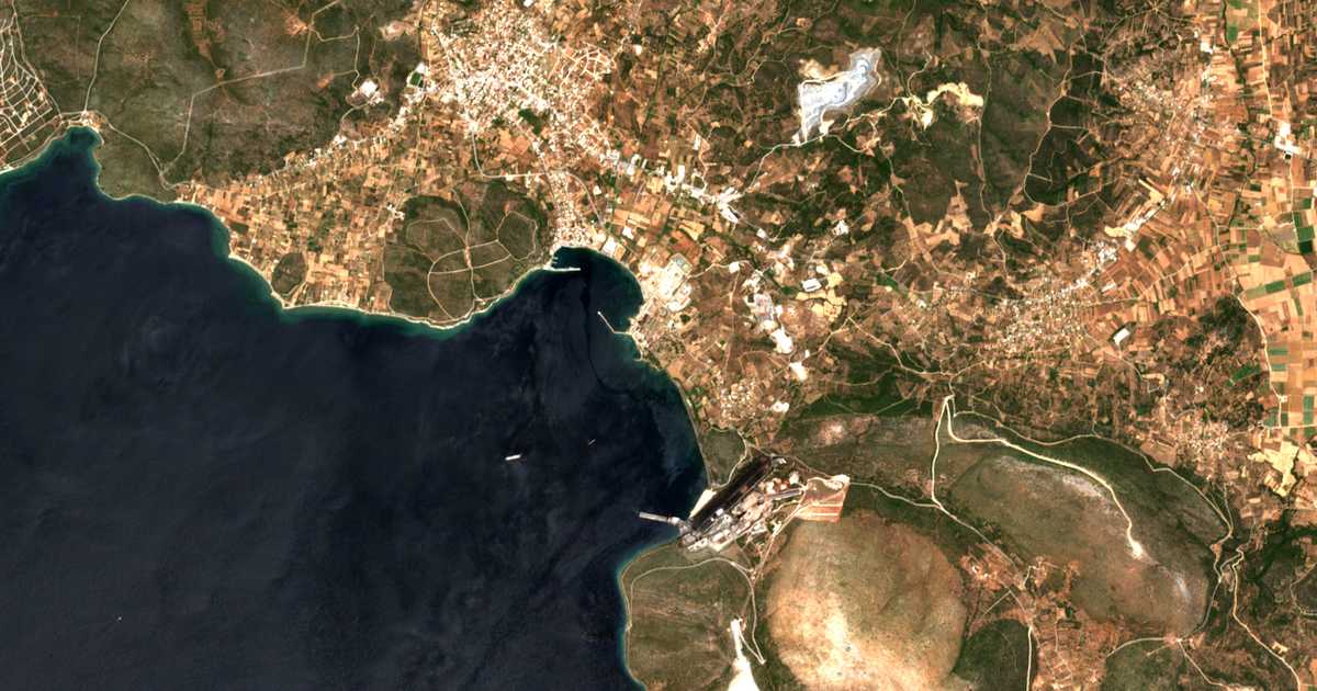 Satelitska karta: Anthoúpoli