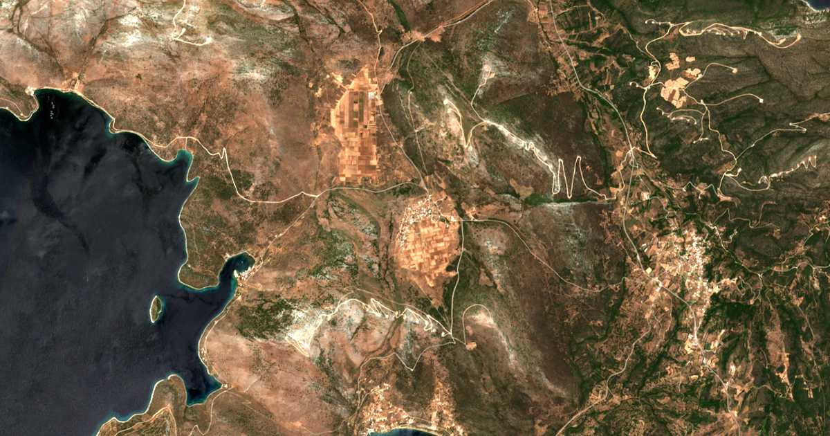 Satelitska karta: Argyrón