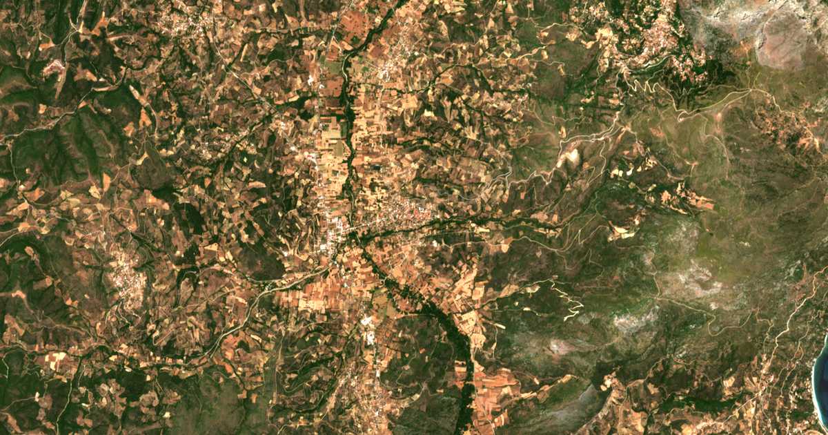 Satelitska karta: Avlonárion