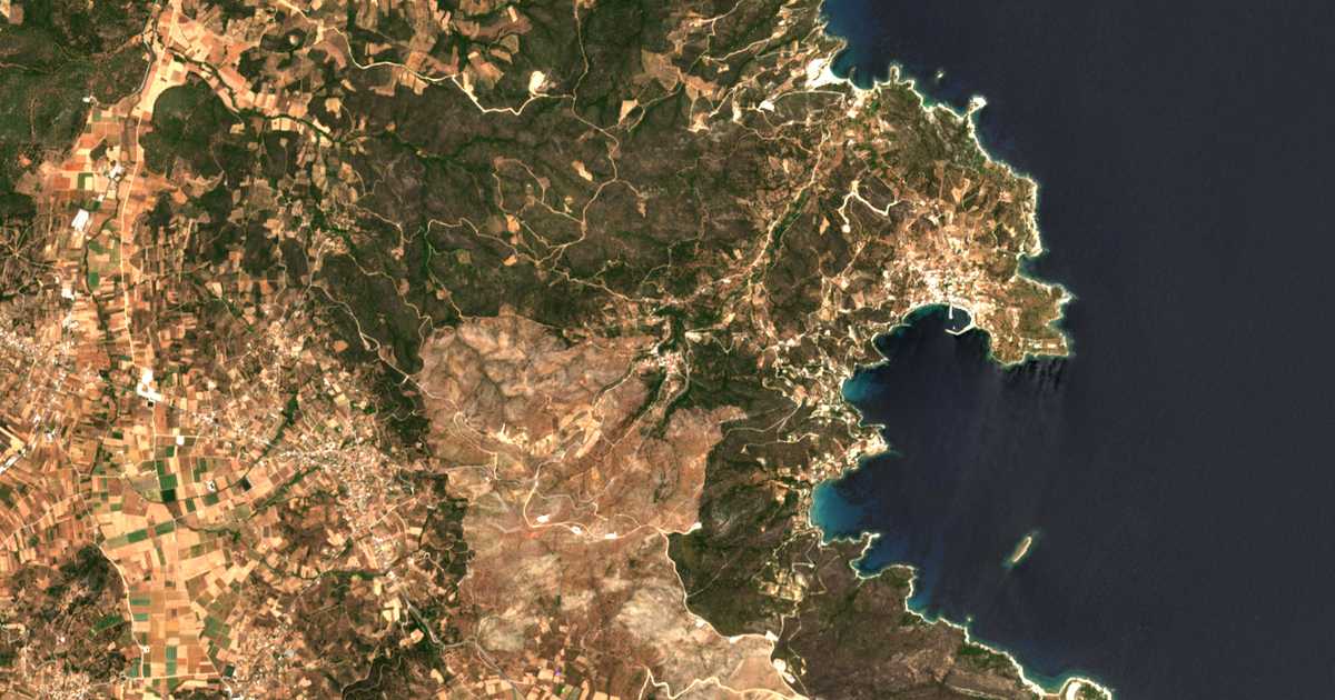 Satelitska karta: Petriaí