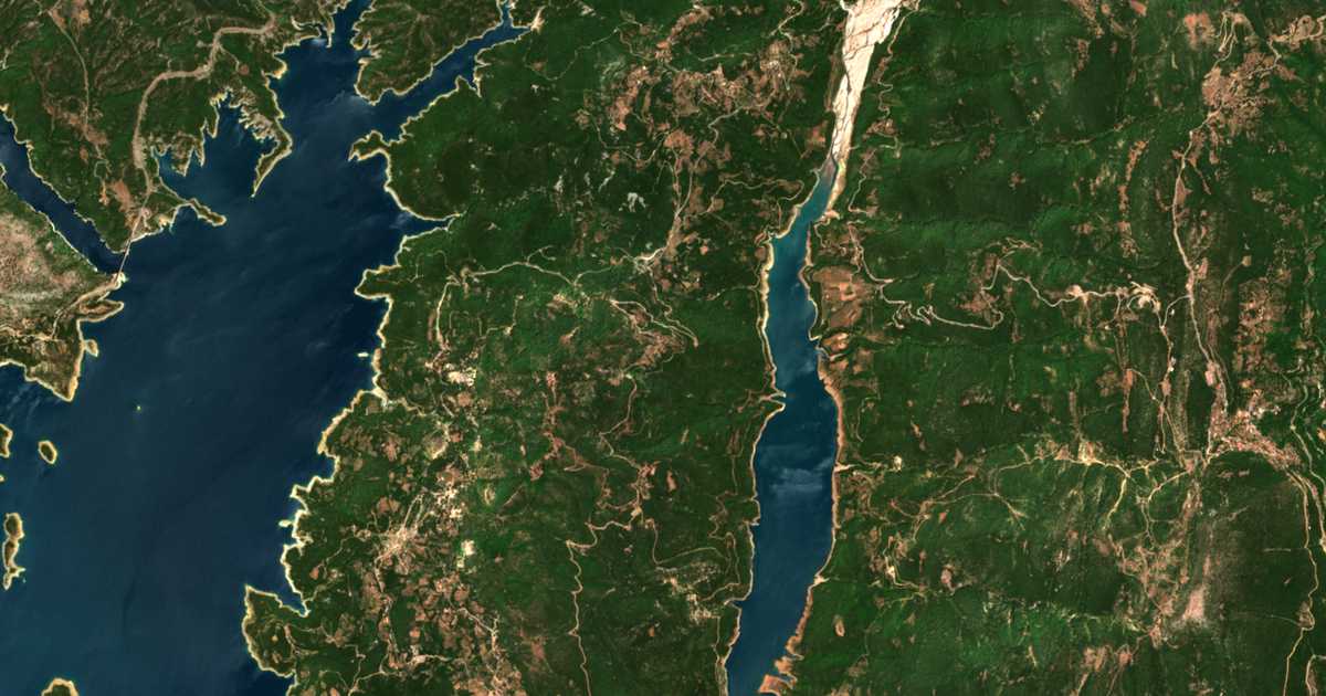 Satelitska karta: Kopsaíika