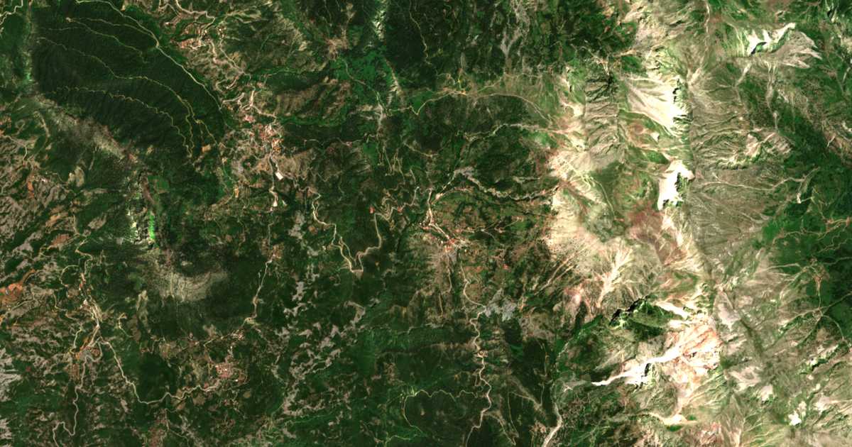 Satelitska karta: Lithochórion
