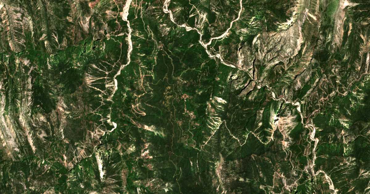 Satelitska karta: Asprópyrgos