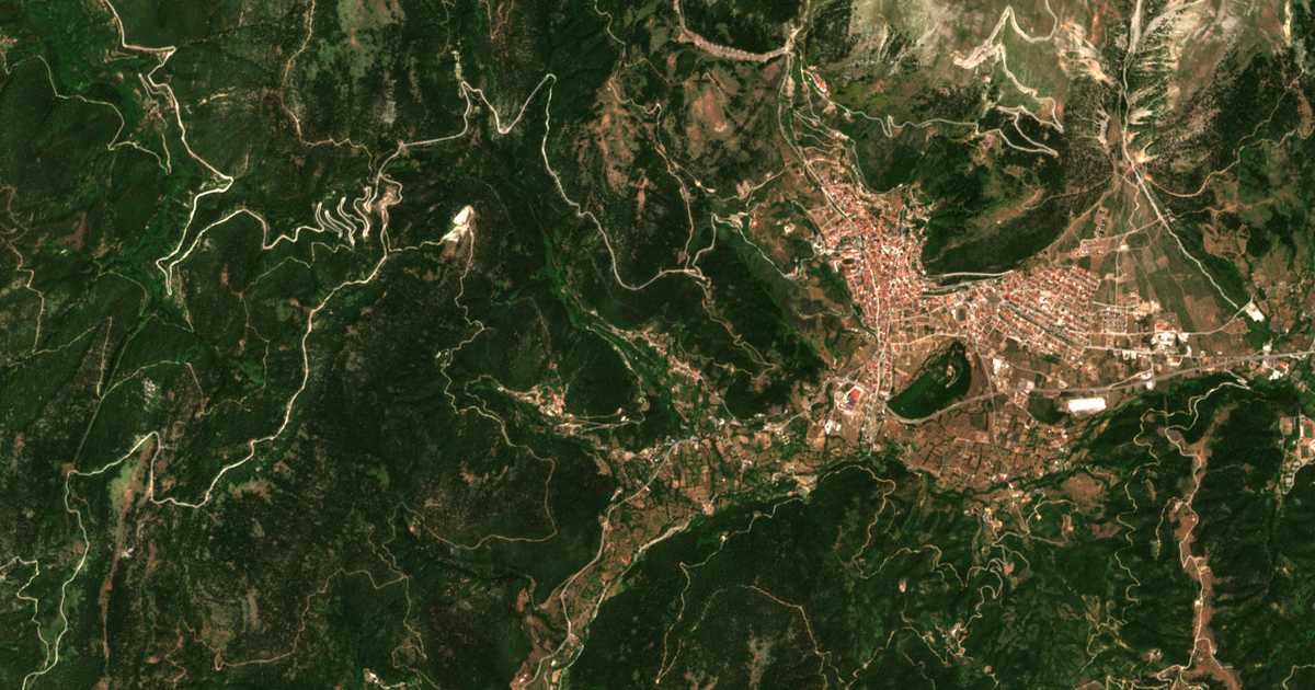 Satelitska karta: Gorianádes