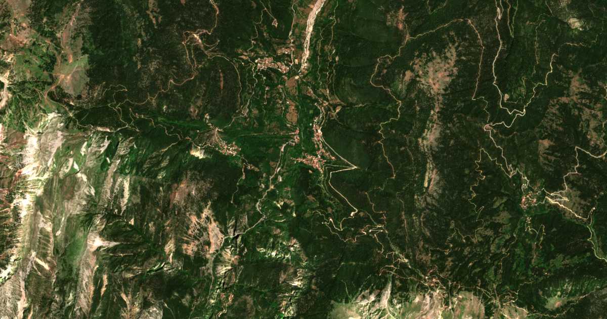 Satelitska karta: Méga Choríon