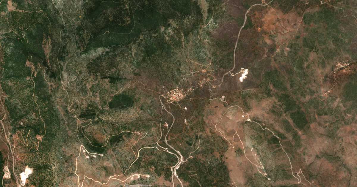 Satelitska karta: Vounichóra
