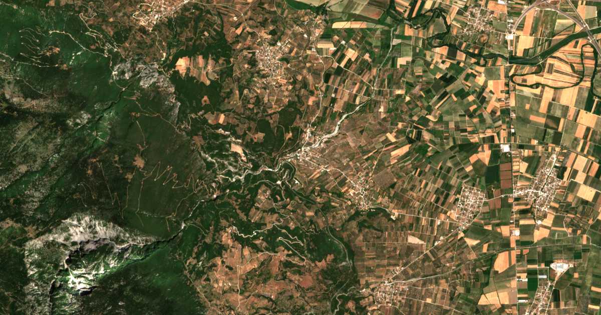 Satelitska karta: Gorgopótamos