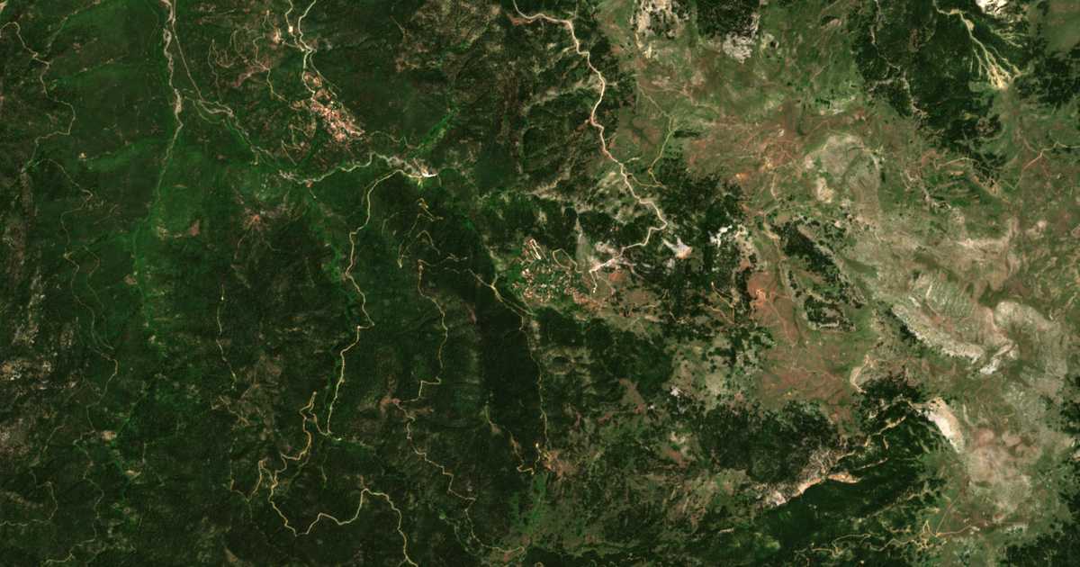Satelitska karta: Neochórion