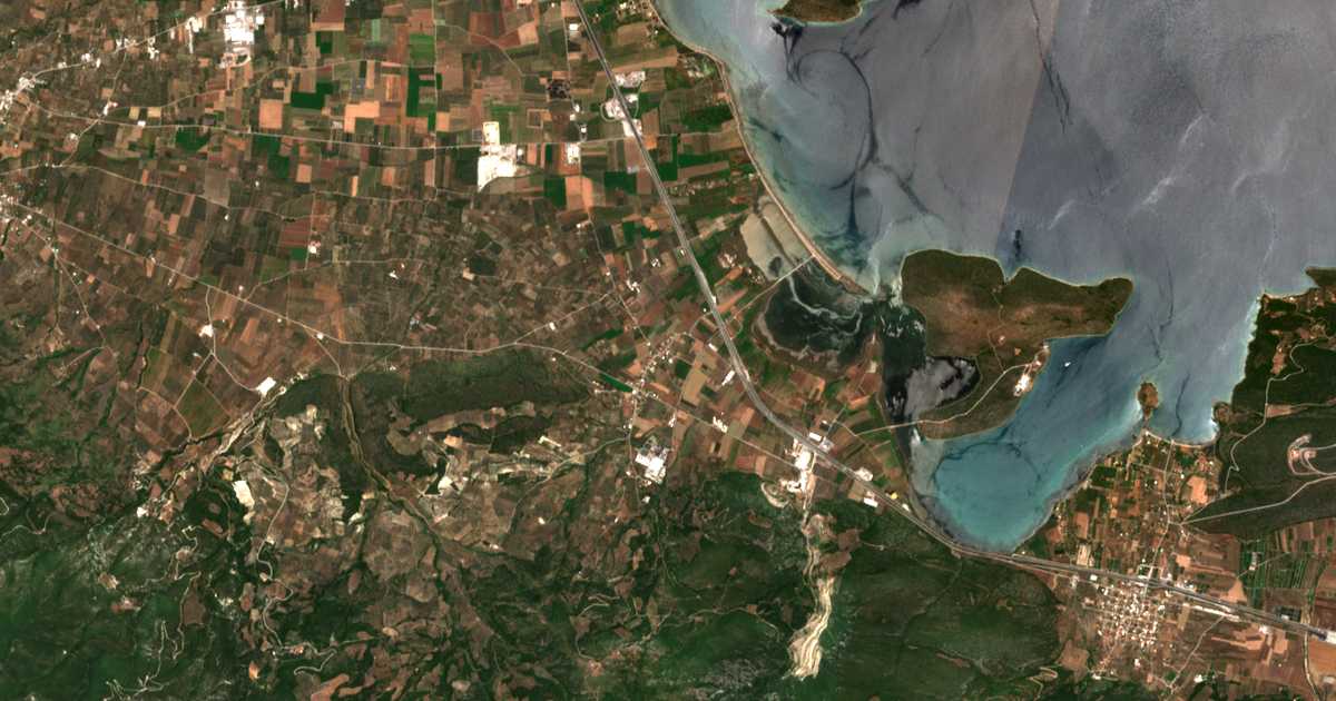 Satelitska karta: Kyparíssion