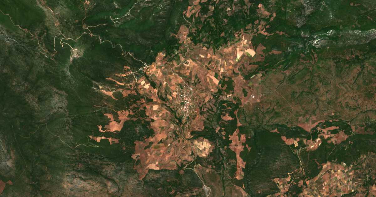 Satelitska karta: Kyrtóni