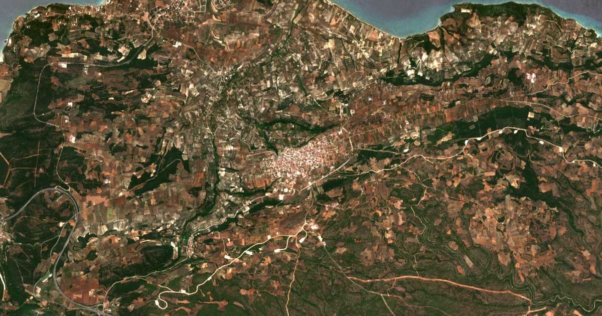 Satelitska karta: Malesína