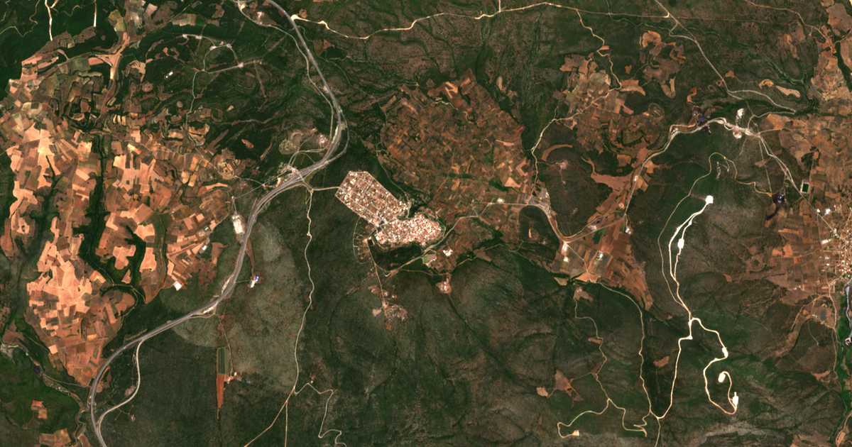 Satelitska karta: Martínon