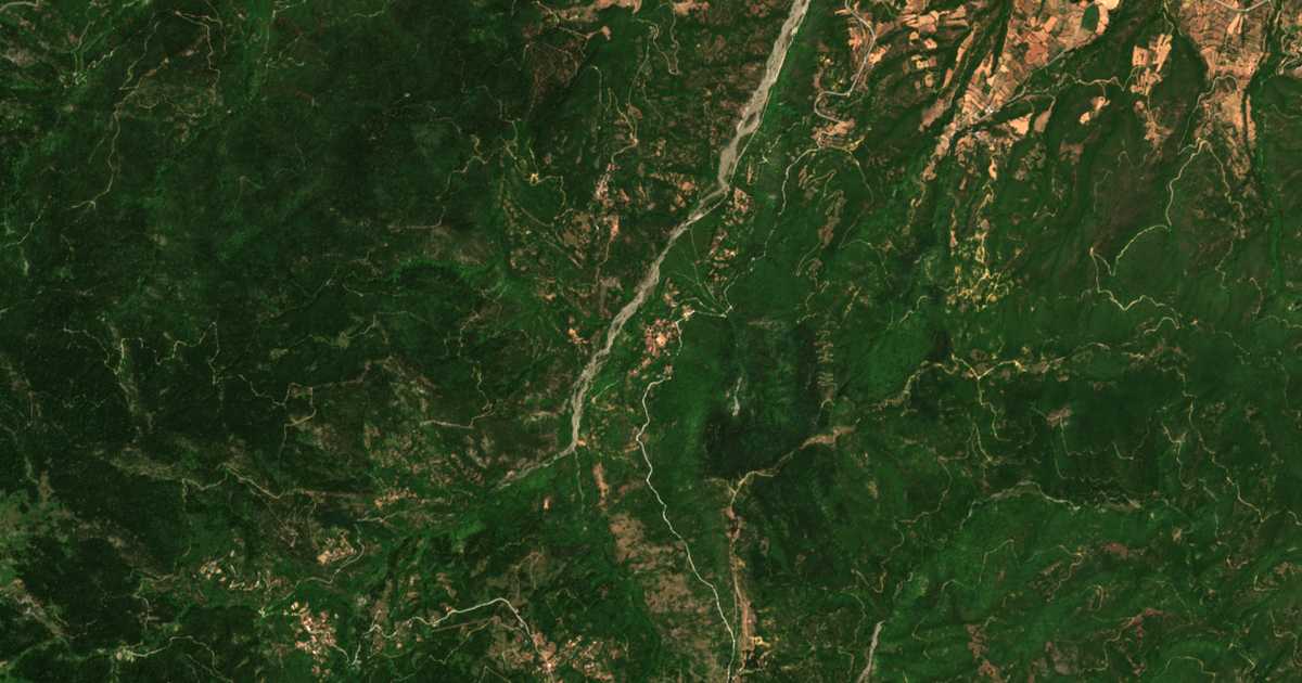 Satelitska karta: Kanália