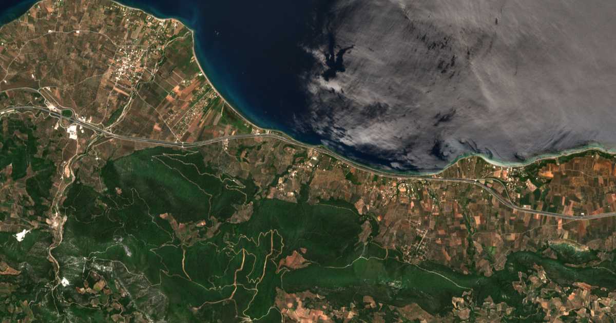 Satelitska karta: Néa Ágnanti