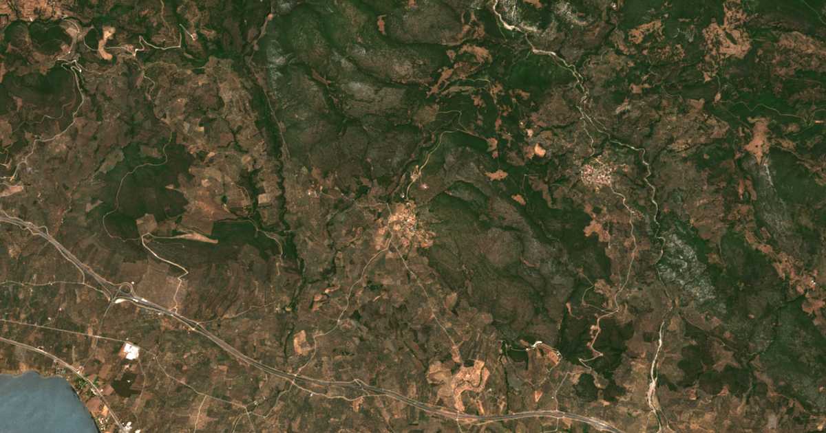 Satelitska karta: Ánydron