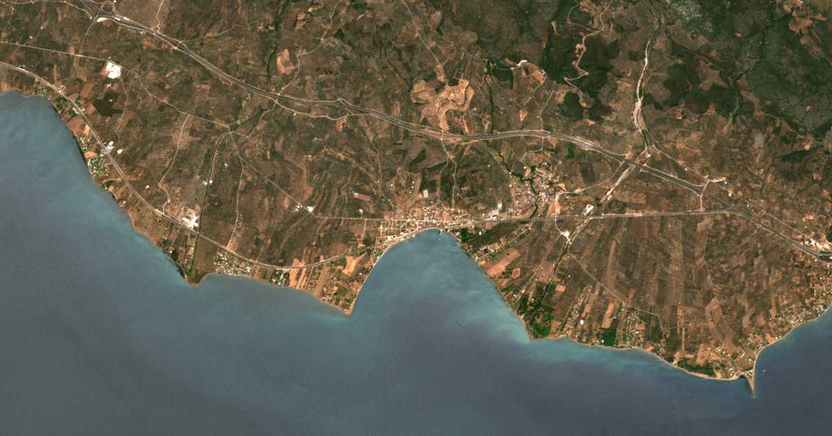 Satelitska karta: Karavómylos