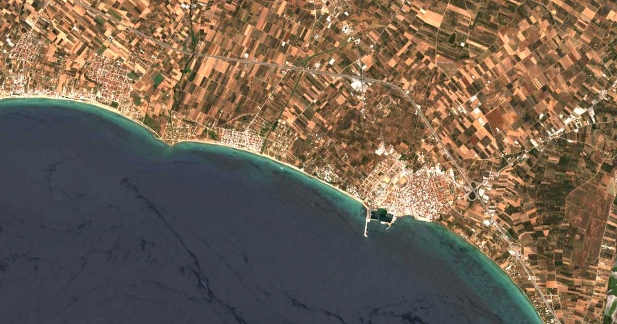 Satelitska karta: Paralía Portariás