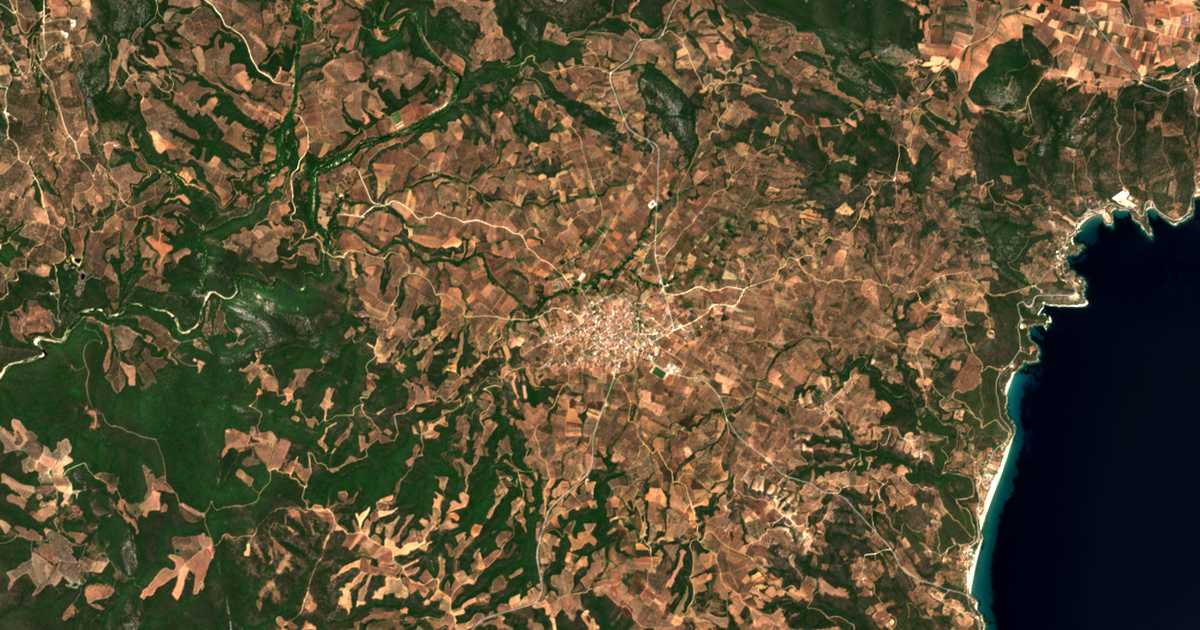Satelitska karta: Metagkítsion