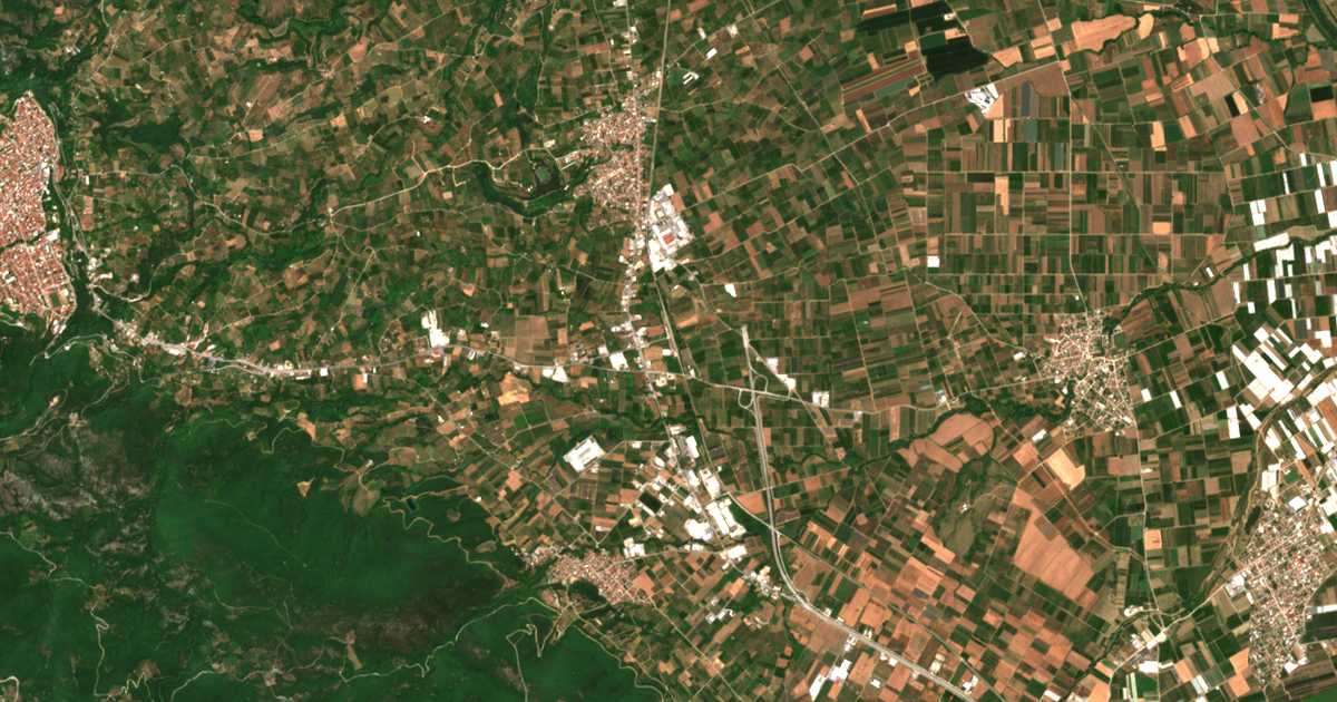 Satelitska karta: Stathmós