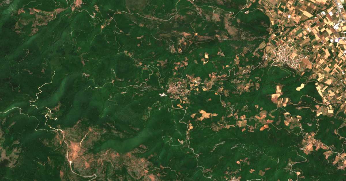 Satelitska karta: Fyteía