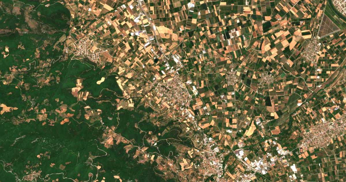 Satelitska karta: Patrís